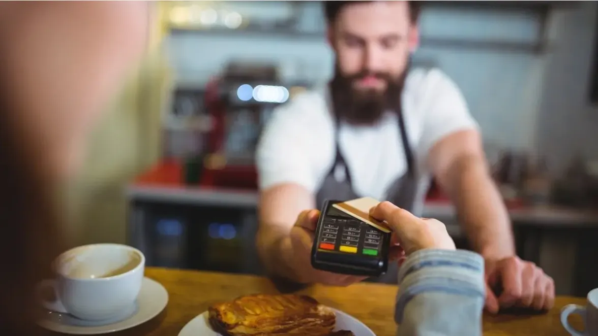 TPV El incumplimiento de estos requisitos puede acarrear multas de hasta 50.000 euros.