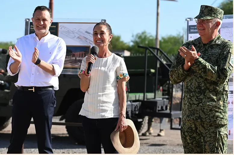 Claudia Sheinbaum La nueva línea contará con una doble vía exclusivamente para pasajeros y recorrerá el trayecto completo en aproximadamente una hora con 50 minutos,