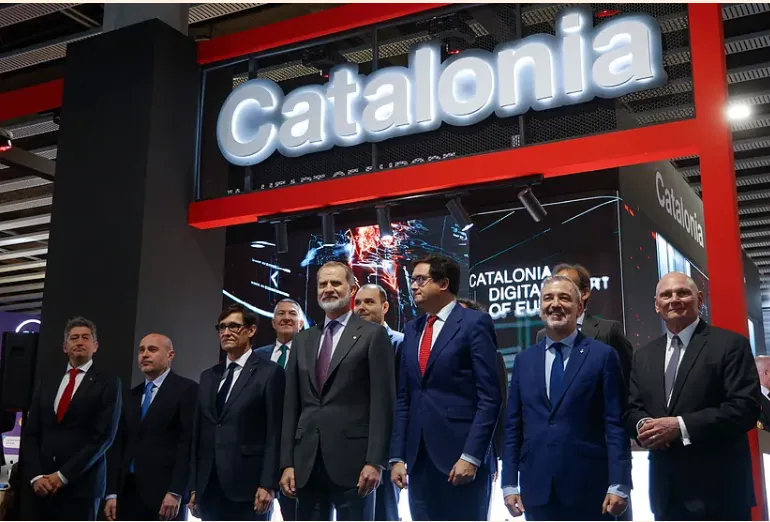 Mobile World Congress Felipe VI Se reúne con el nuevo presidente de Telefónica, Marc Murtra.