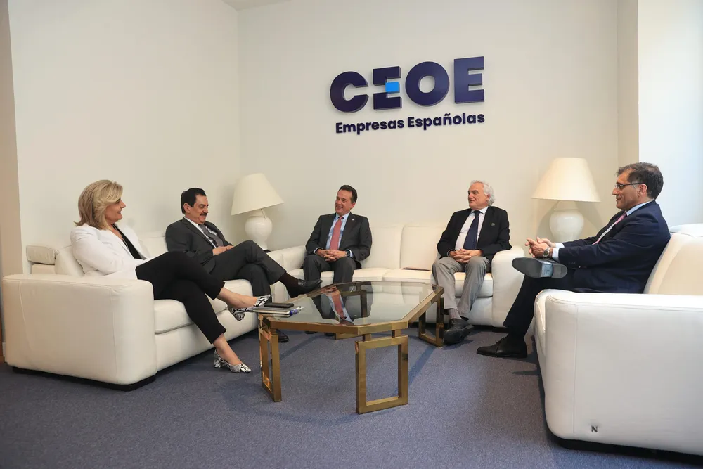 Reunión con el ministro de Industria, Comercio y Mipymes de República Dominicana