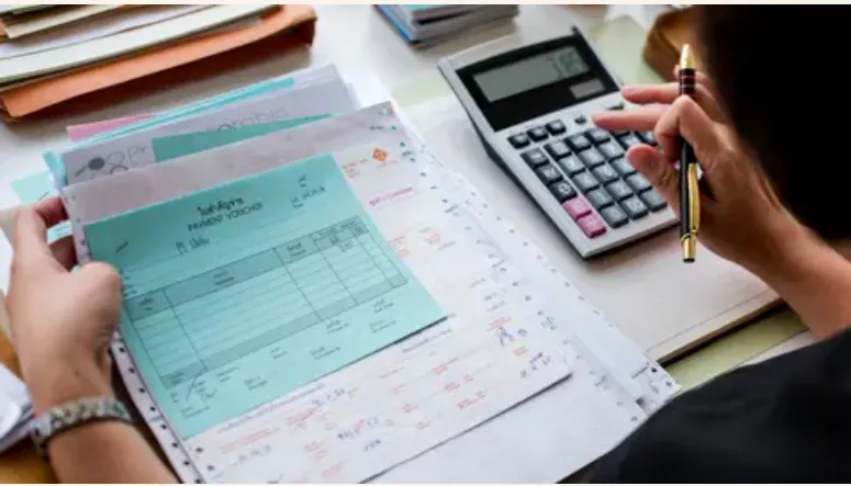 Facturación autónomos Las operaciones documentadas mediante facturas simplificadas no estarán obligadas 