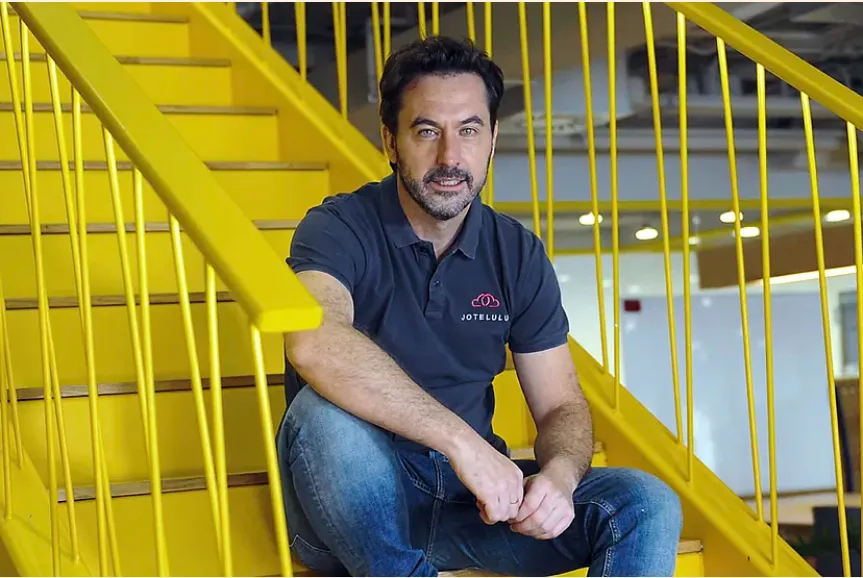 David Amorin  fundador de  Jotelulu