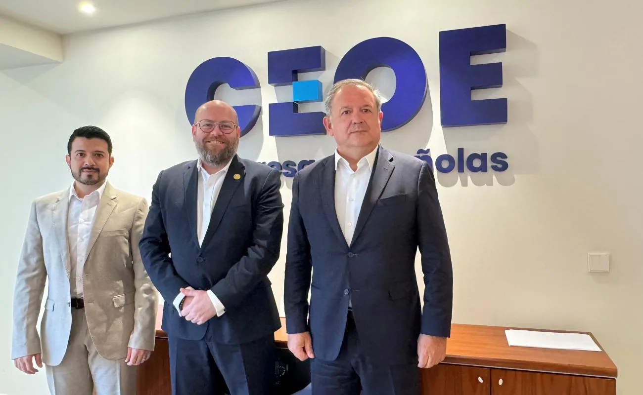 el-secretario-permante-de-ceib-narciso-casado-con-los-maximos-responsables-de-cenpromype